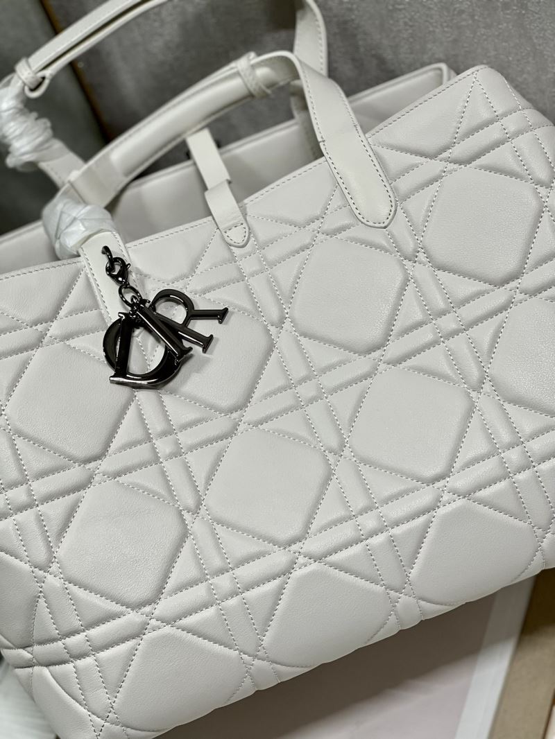 Christian Dior Shopping Bags